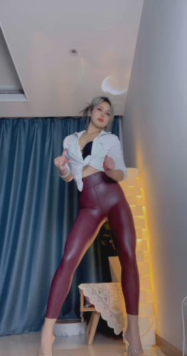 猫儿 定制 44部  无水  售价：10积分